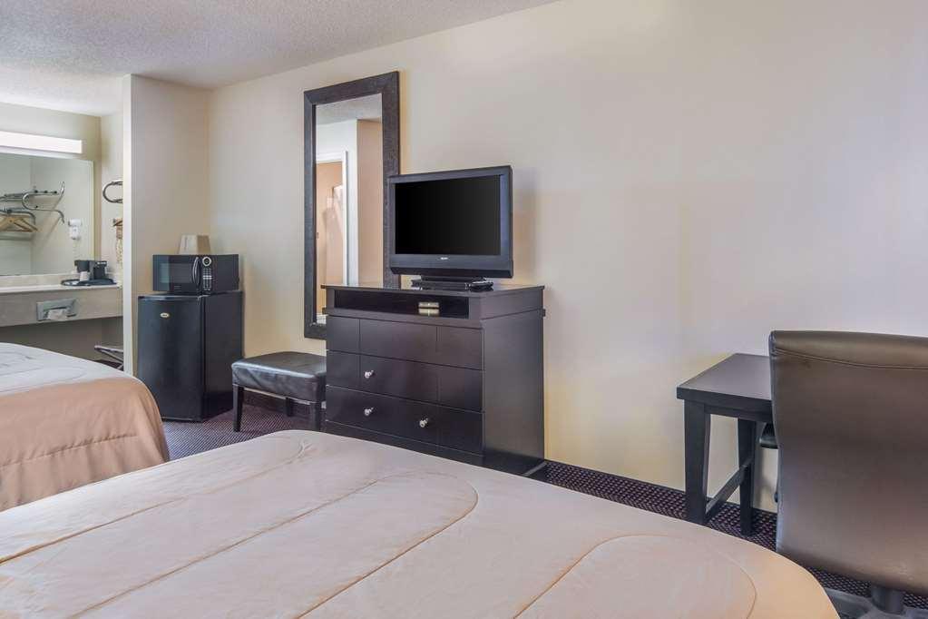 Econo Lodge Inn & Suites Sweetwater I-20 Room photo
