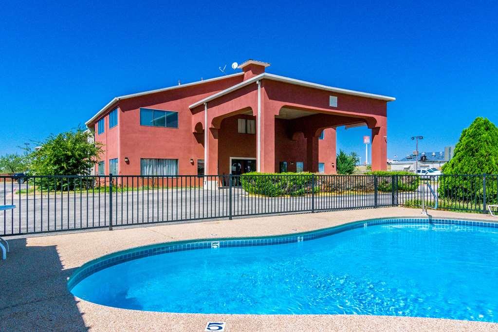Econo Lodge Inn & Suites Sweetwater I-20 Facilities photo